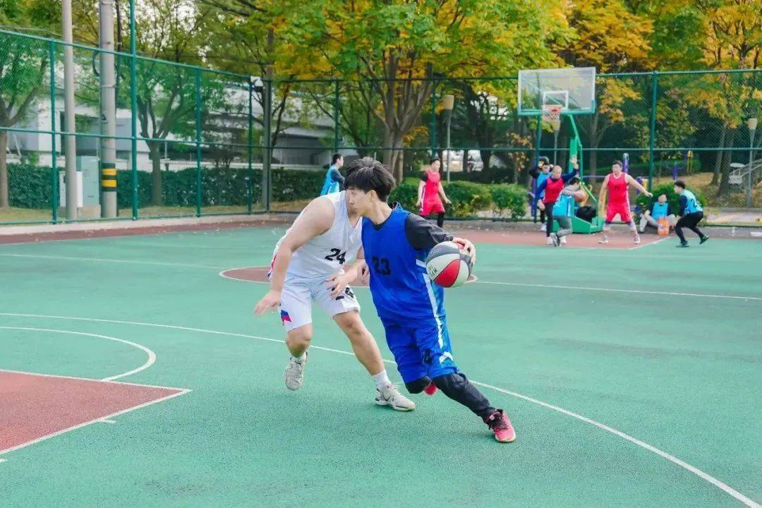 【168资讯】亲子篮球嘉年华超燃！